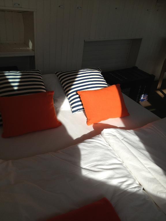 Péniche Nidd Hotel Dannemarie  Kamer foto