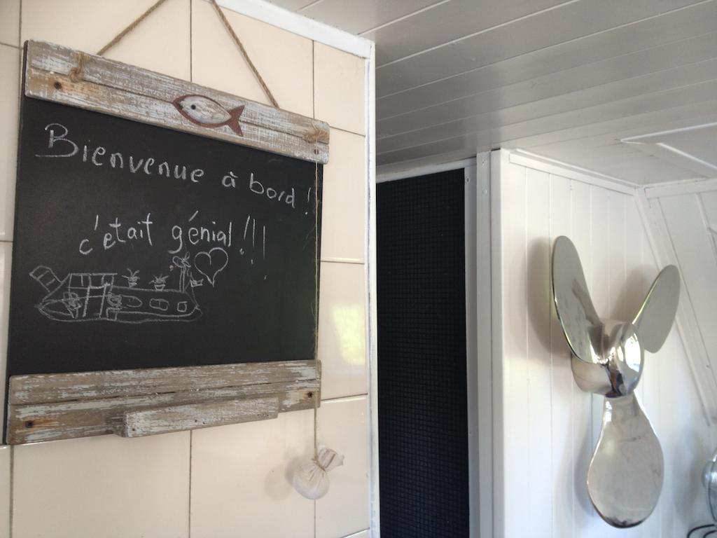 Péniche Nidd Hotel Dannemarie  Kamer foto